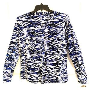 Comfortable blue & white button down top